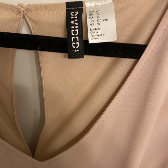 NWOT* H&M Cutout Sleeve Dress - Size 10 - Picture 3 of 4